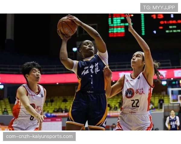 武汉女篮84-80险胜石家庄 王佳琦三双成就团队胜利