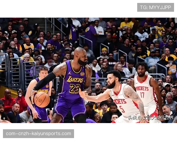 湖人轮换第九人竞争激烈，尼克史密斯布朗尼克内克特三选一